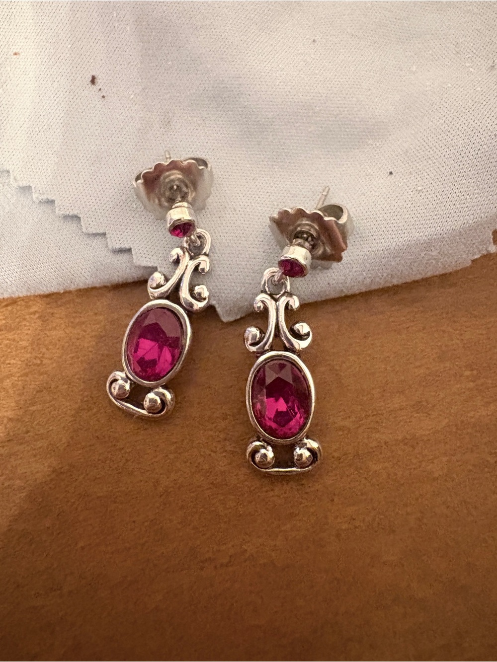 Unsigned Vintage Art Nouveau Style Silver Tone Ruby Red Stone Drop Earrings